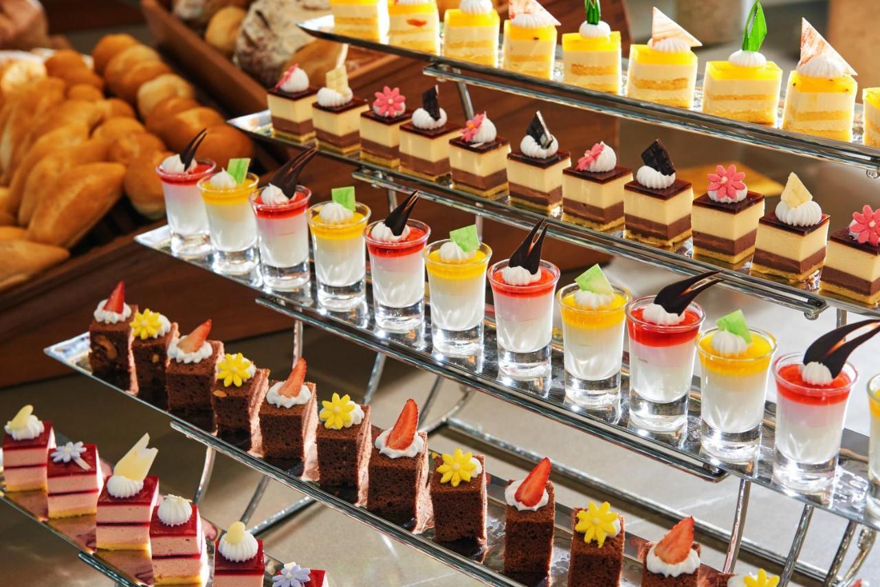 Classic Suite & Delight Dining Cruise